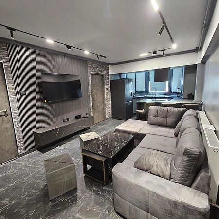 50Nuante De Gri Apartment Baia Mare Luaran gambar